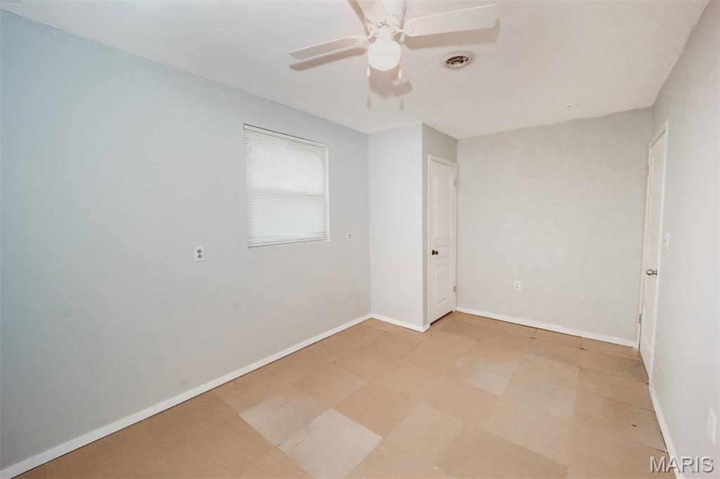 367 Napoli Court Property Photo 32