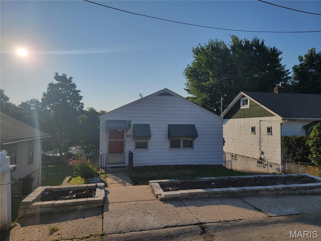 832 Elsworth Place Property Photo 1