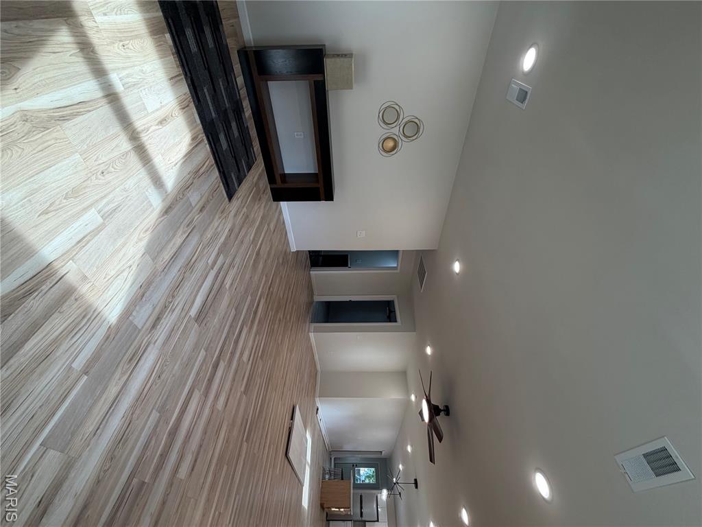 214 Cook Avenue Property Photo 4