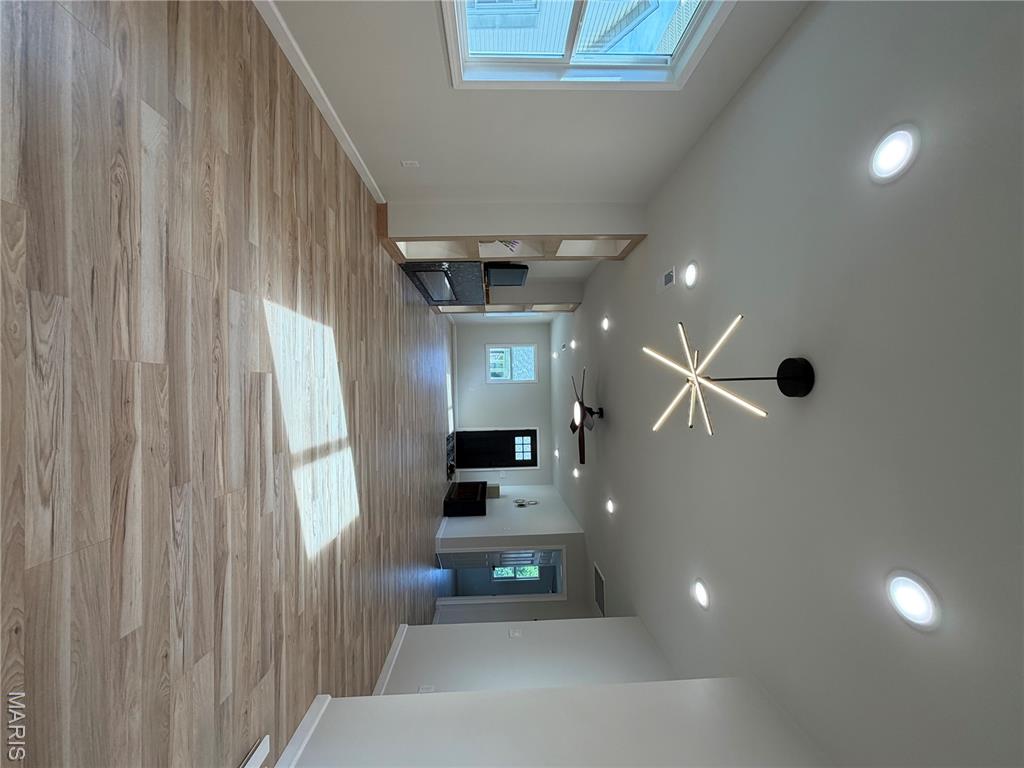 214 Cook Avenue Property Photo 8