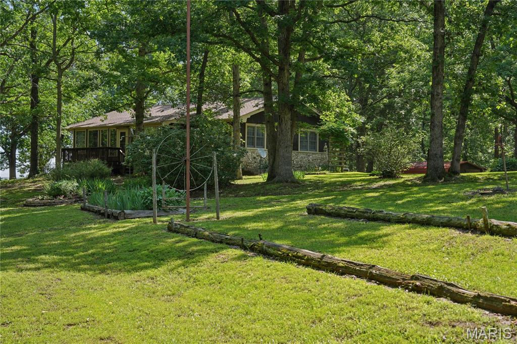 7957 County Line Road Property Photo 5