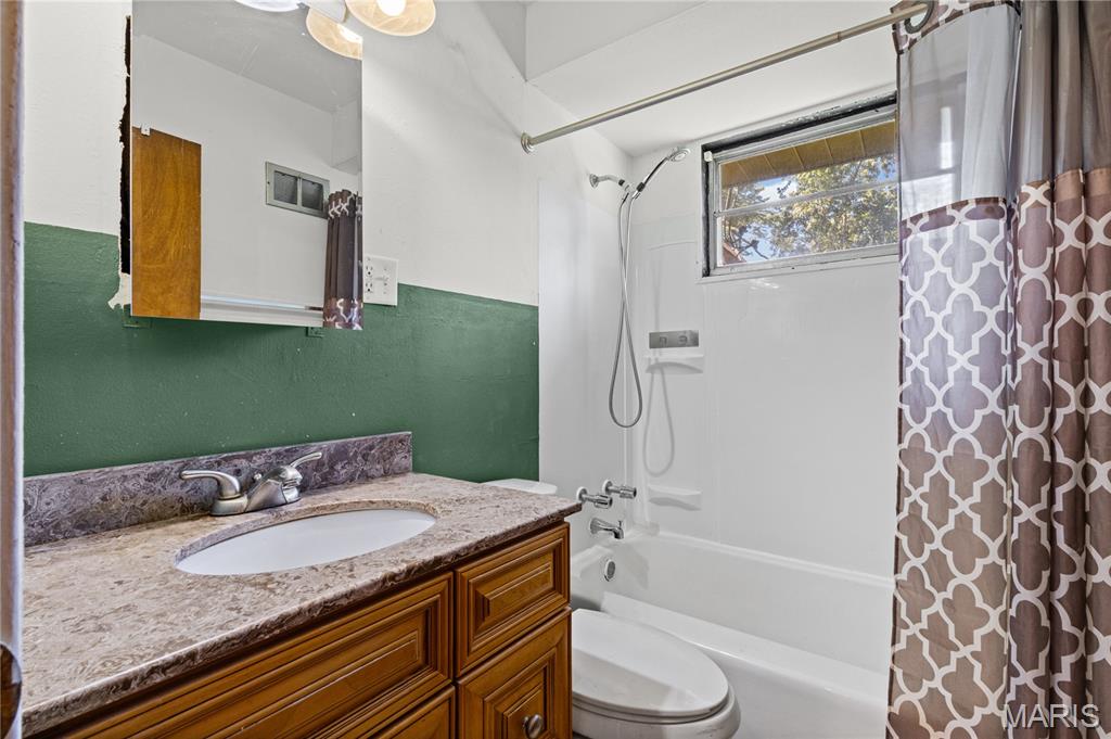 8644 Harold Drive Property Photo 14