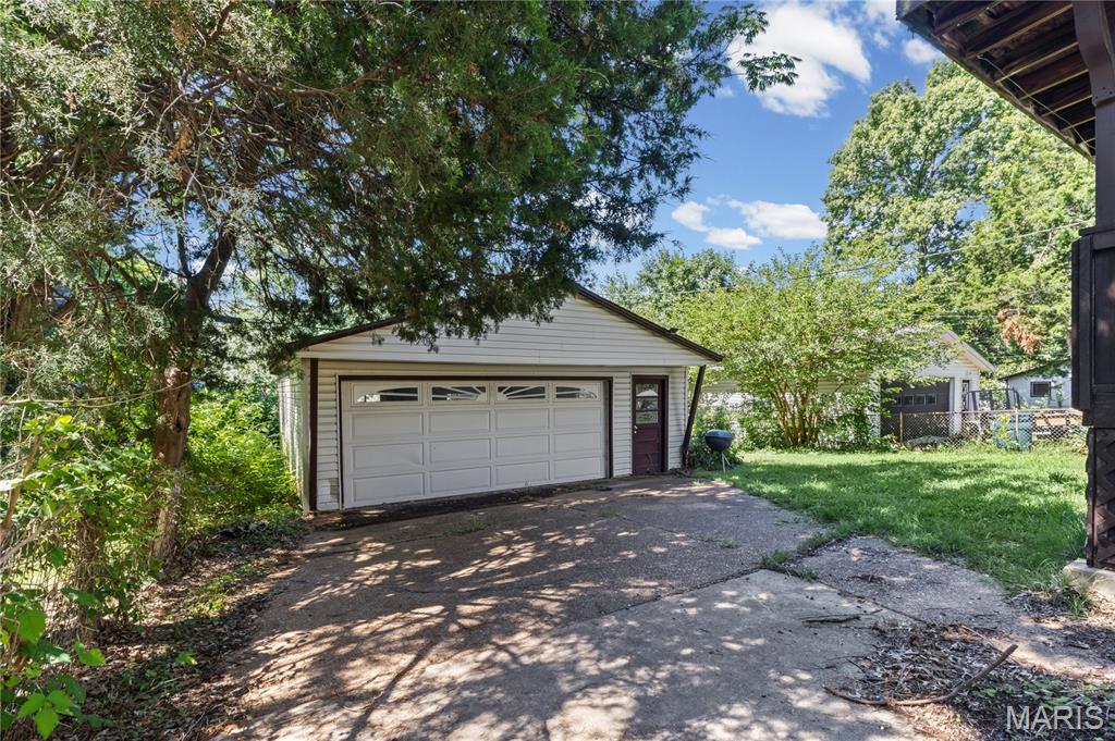 8644 Harold Drive Property Photo 28