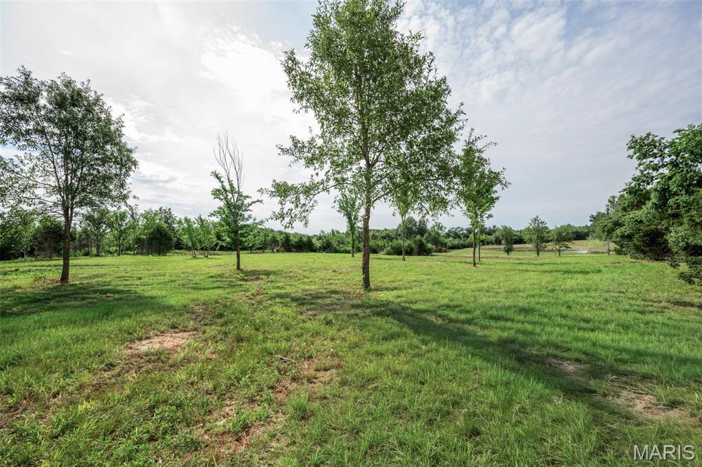 7 Halyon Estates Property Photo 9