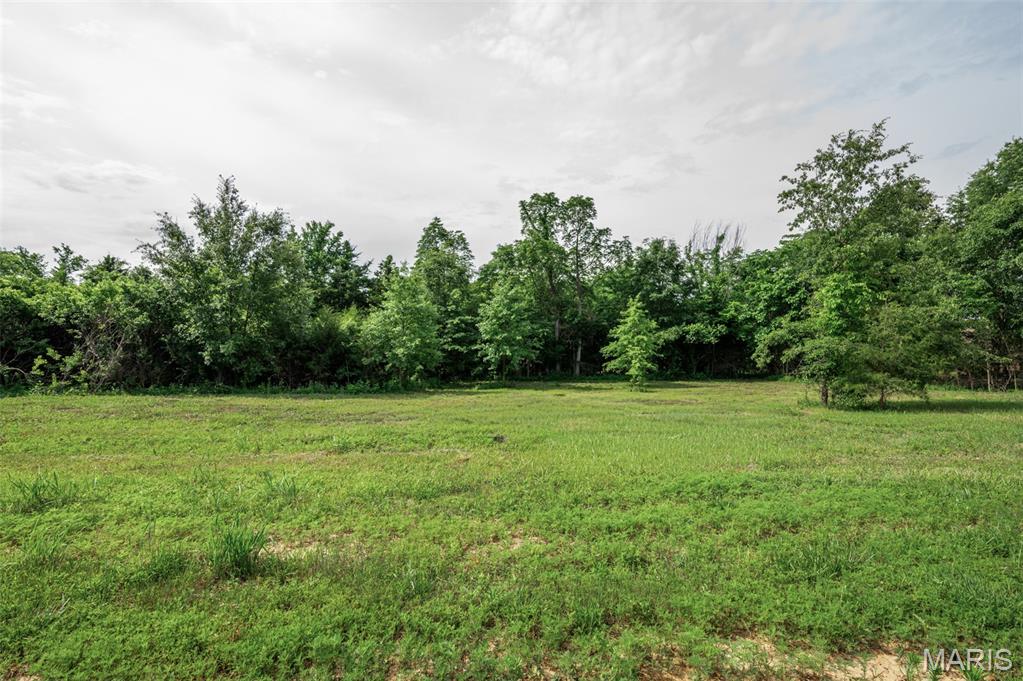 8 Halyon Estates Property Photo 5