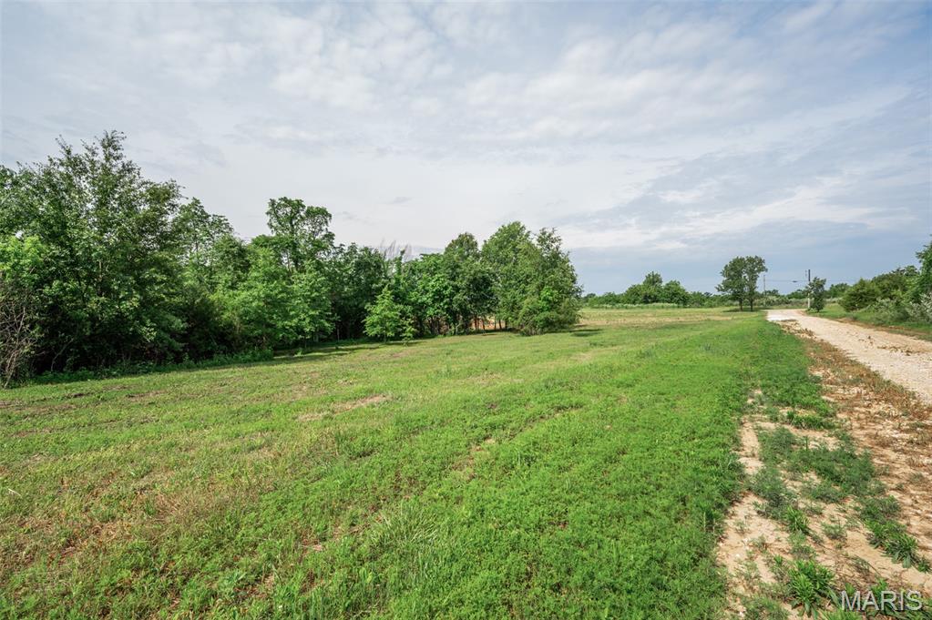 8 Halyon Estates Property Photo 6