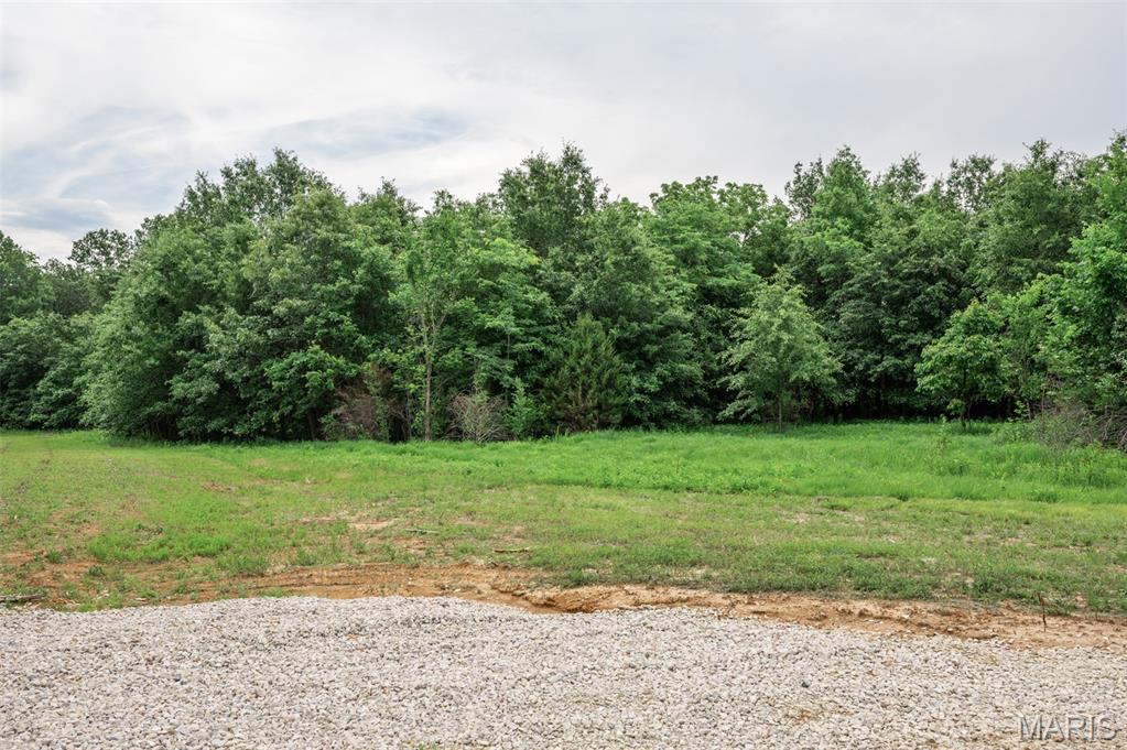 16 Halyon Estates Property Photo 5