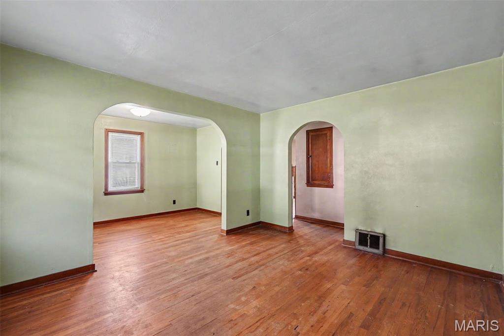 511 Averill Avenue Property Photo 4