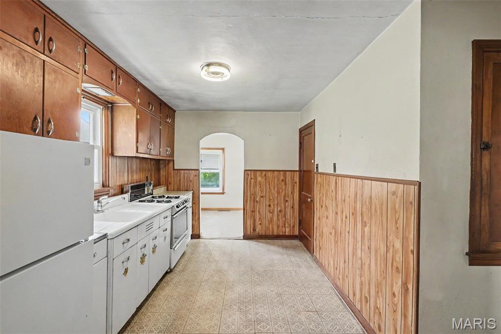 511 Averill Avenue Property Photo 9