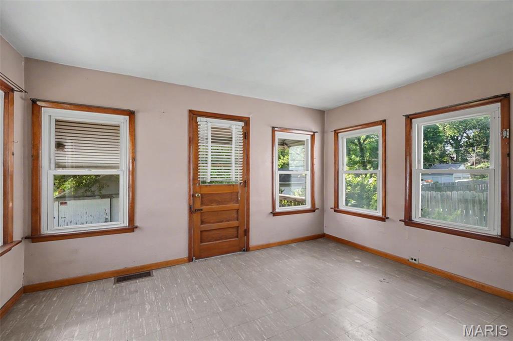 511 Averill Avenue Property Photo 12