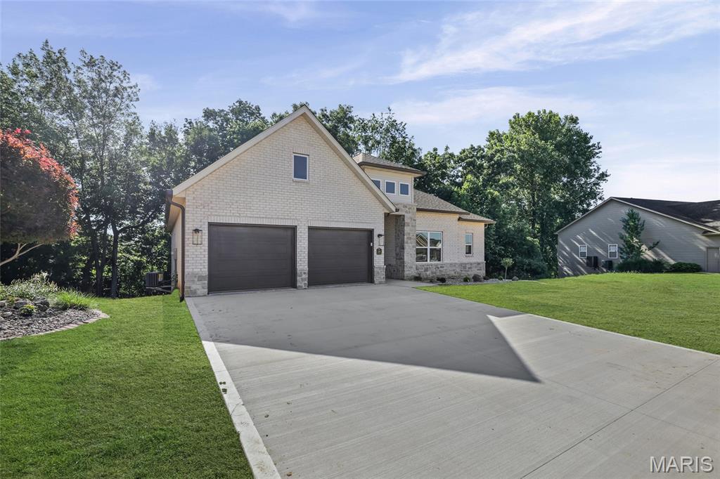 249 Fountain Drive Property Photo 4