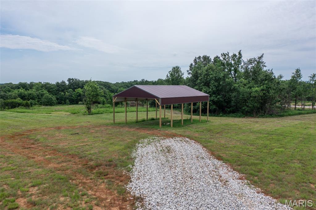 24 Halyon Estates Property Photo 7