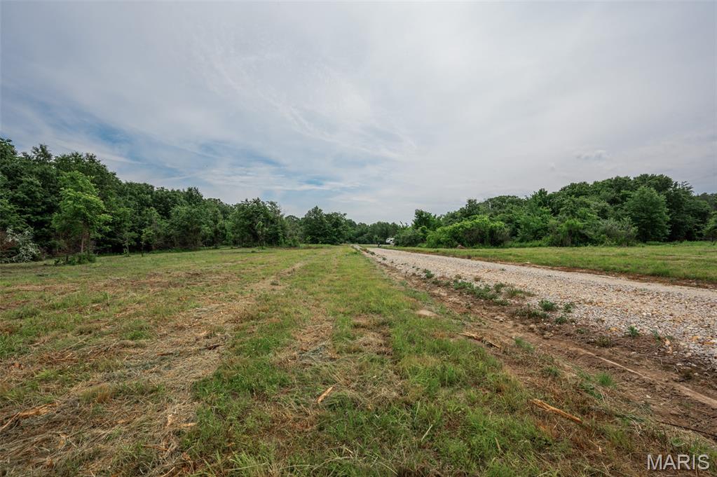24 Halyon Estates Property Photo 10