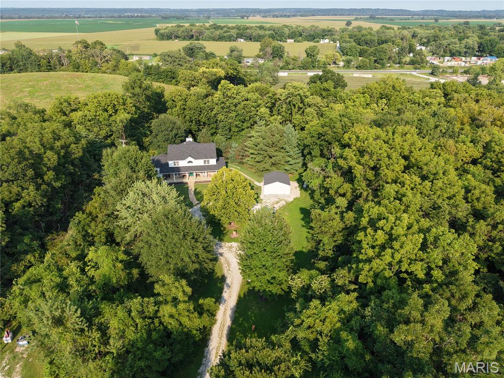 4 Hahn Estate Road Property Photo 2