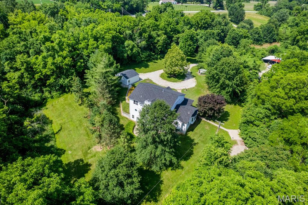 4 Hahn Estate Road Property Photo 4