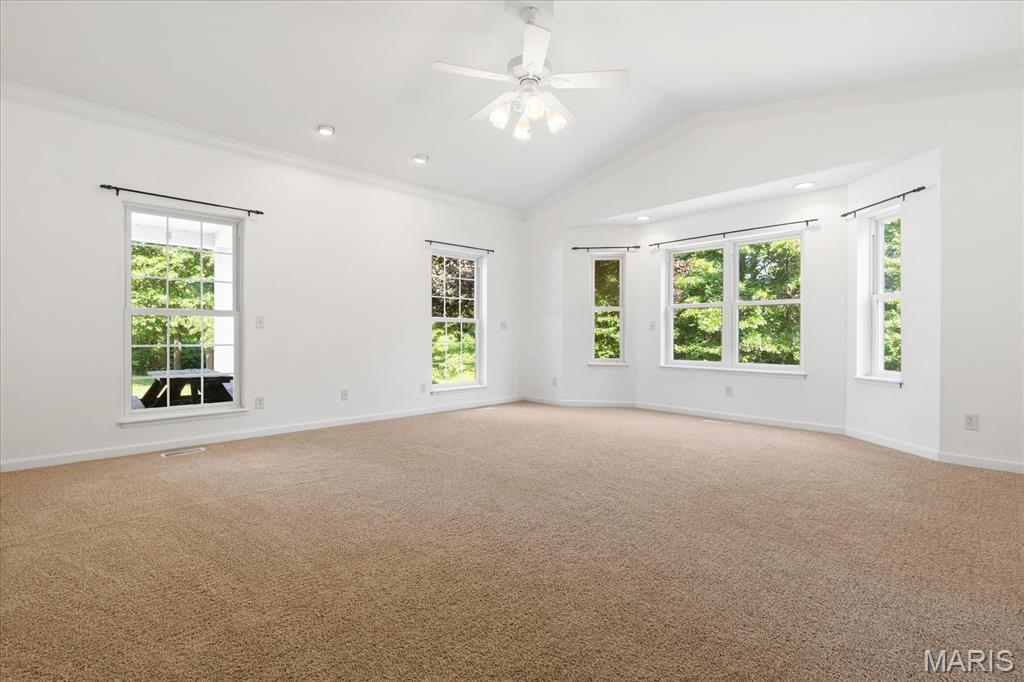 4 Hahn Estate Road Property Photo 25