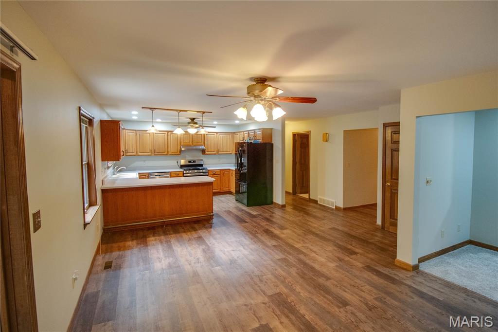 420 Ellison Street Property Photo 12