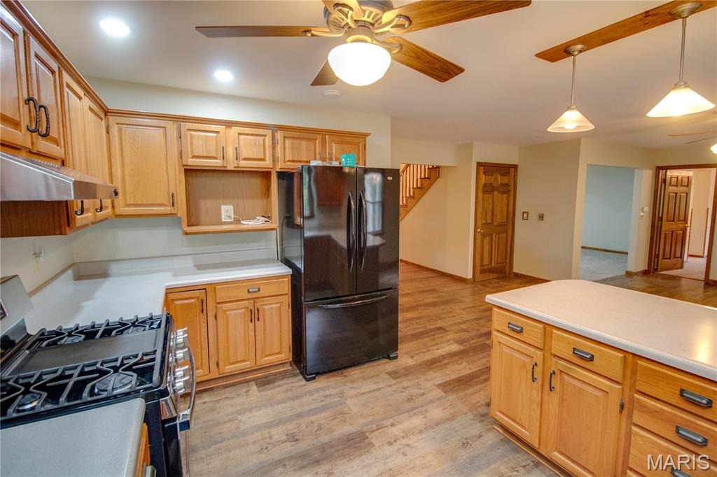 420 Ellison Street Property Photo 14