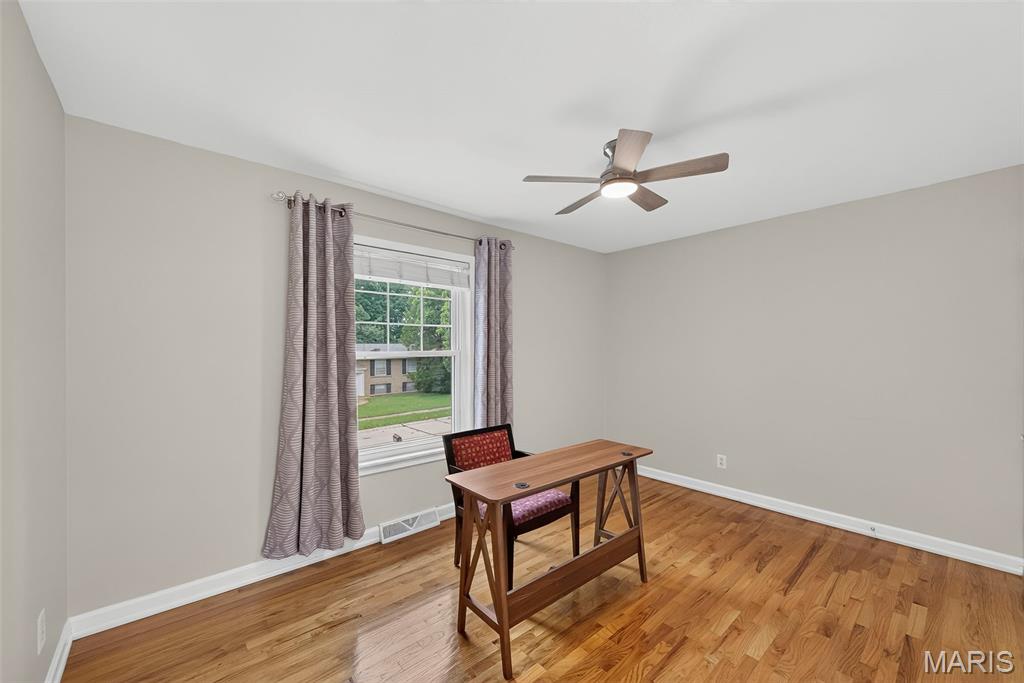 802 Sherwick Terrace Property Photo 24