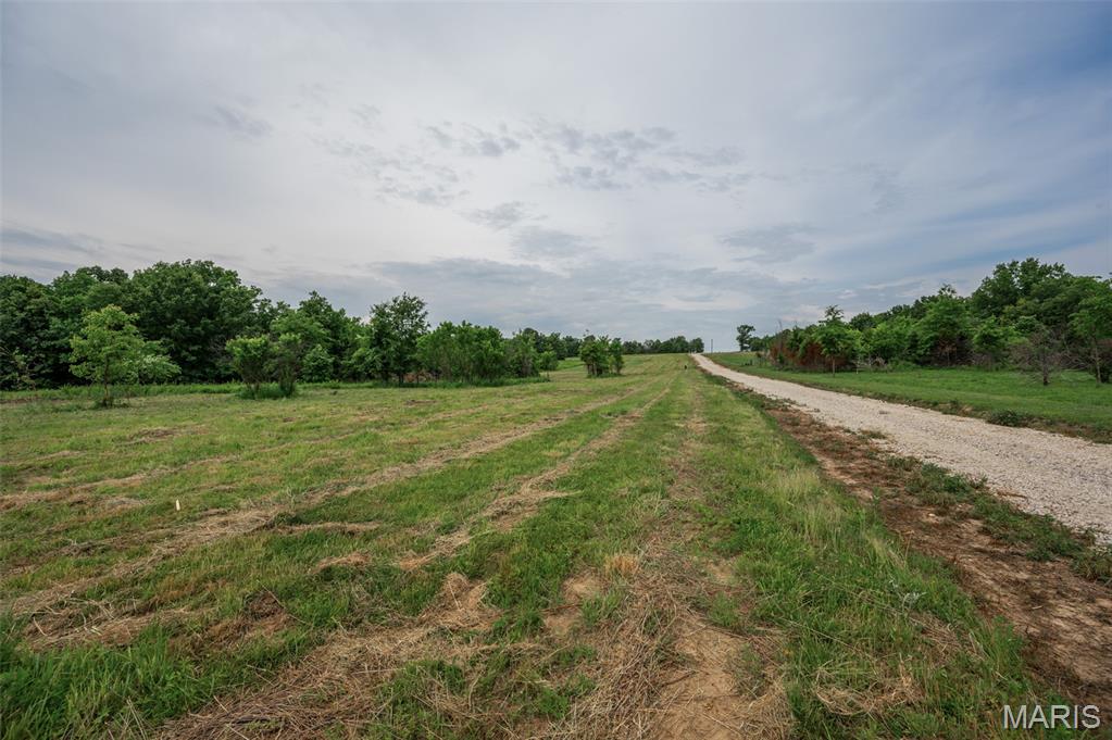 26 Halyon Estates Property Photo 6