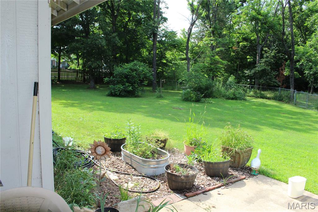 3877 Highway D Property Photo 10