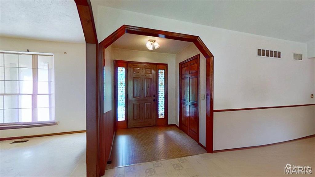 3877 Highway D Property Photo 14