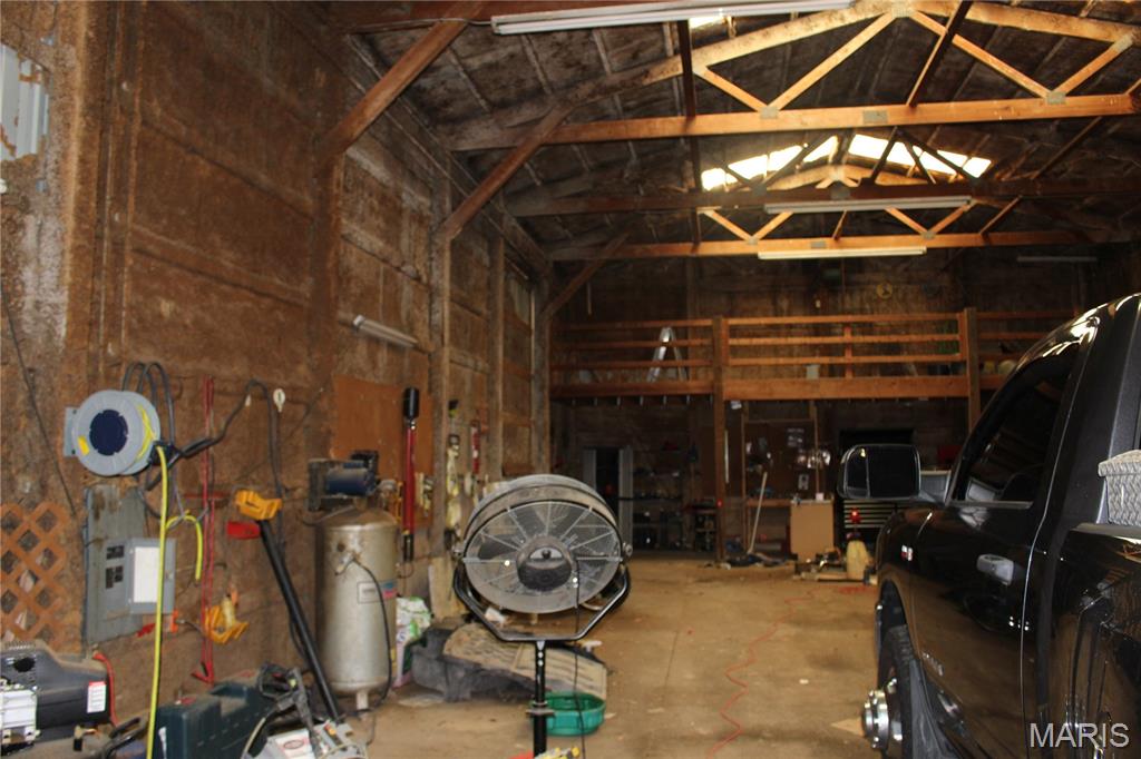 3877 Highway D Property Photo 28