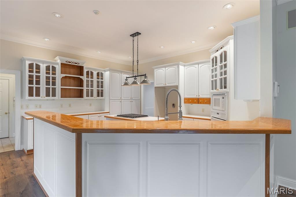 2548 Stone Ridge Drive Property Photo 12