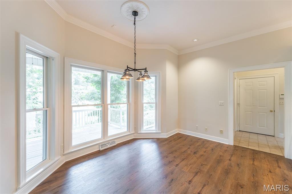 2548 Stone Ridge Drive Property Photo 15