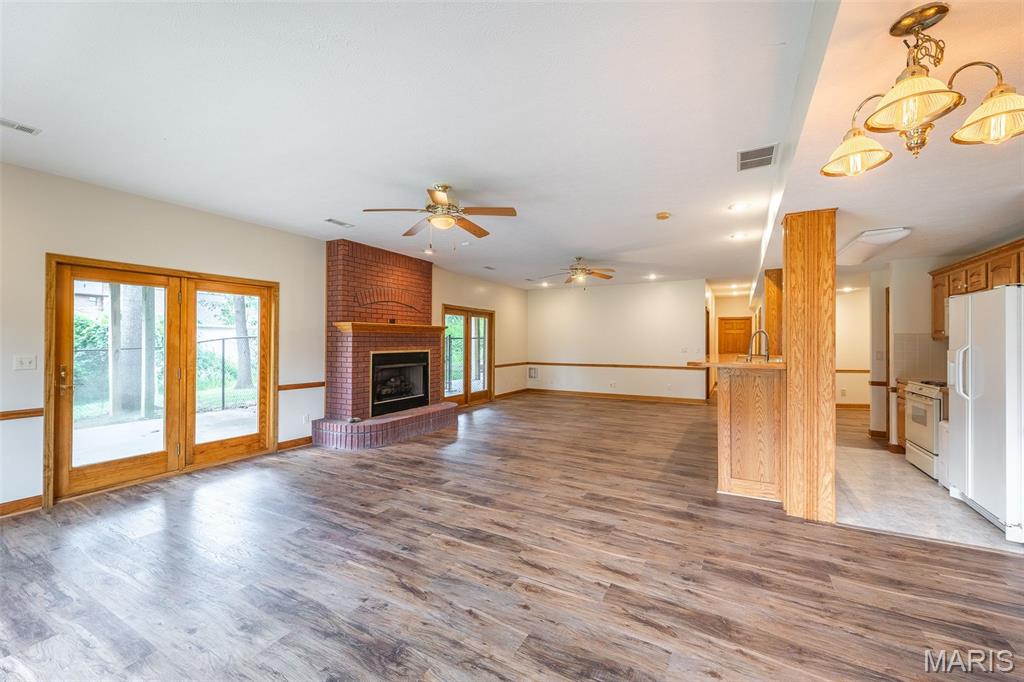 2548 Stone Ridge Drive Property Photo 36
