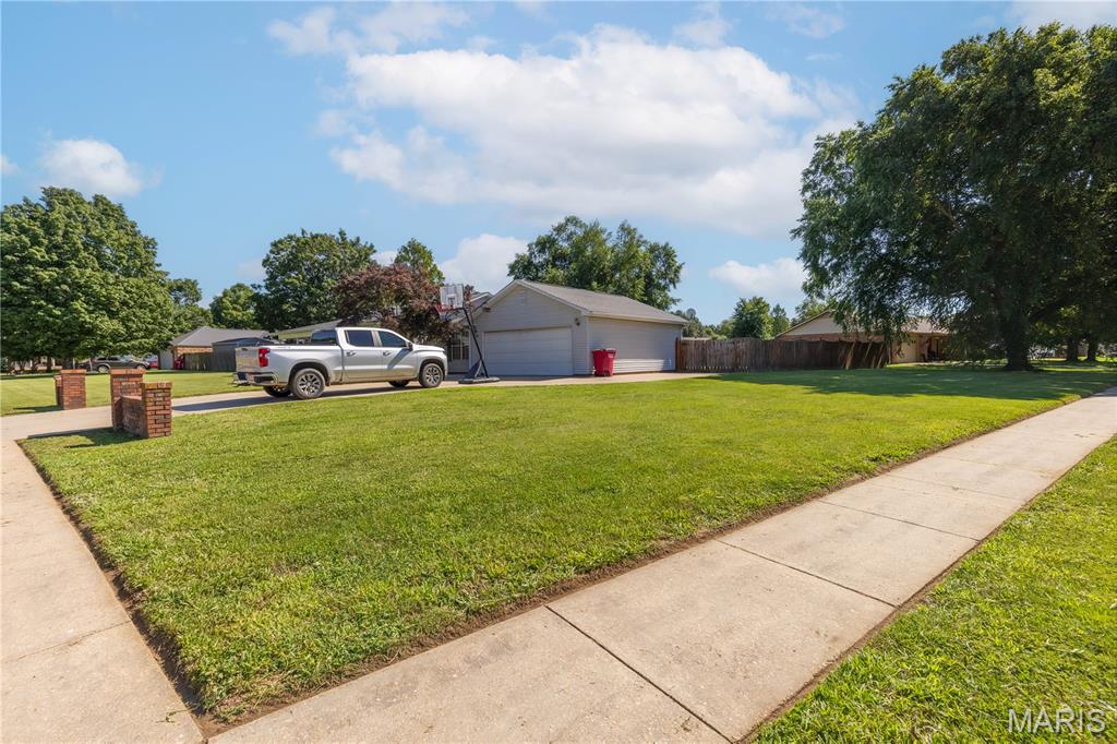 212 Foust Drive Property Photo 6