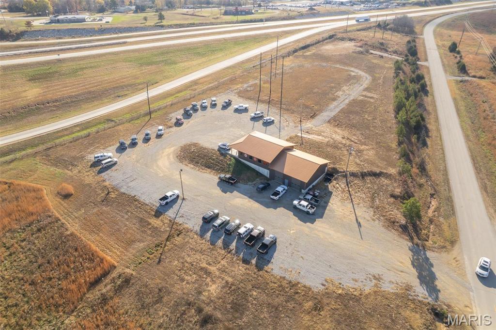 140 W Outer Rd.