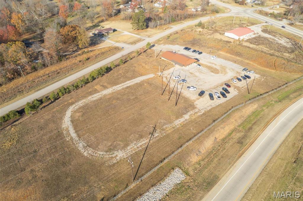 140 W Outer Rd. Property Photo 22