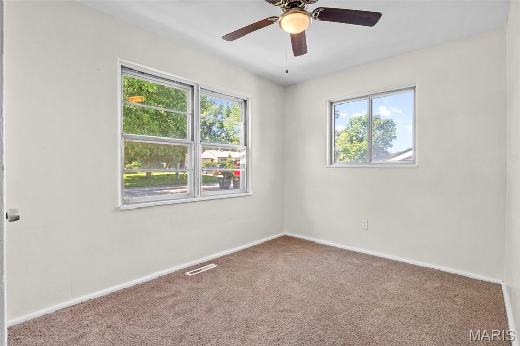 9123 Summit Drive Property Photo 11