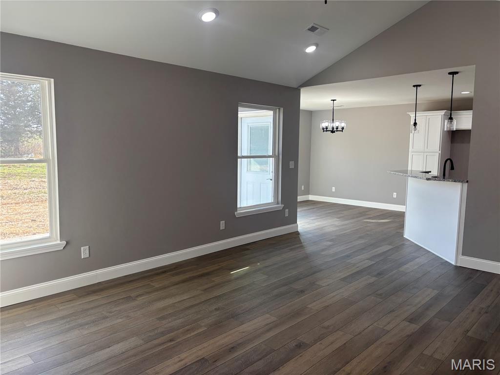 7 Ivy Lane Property Photo 15
