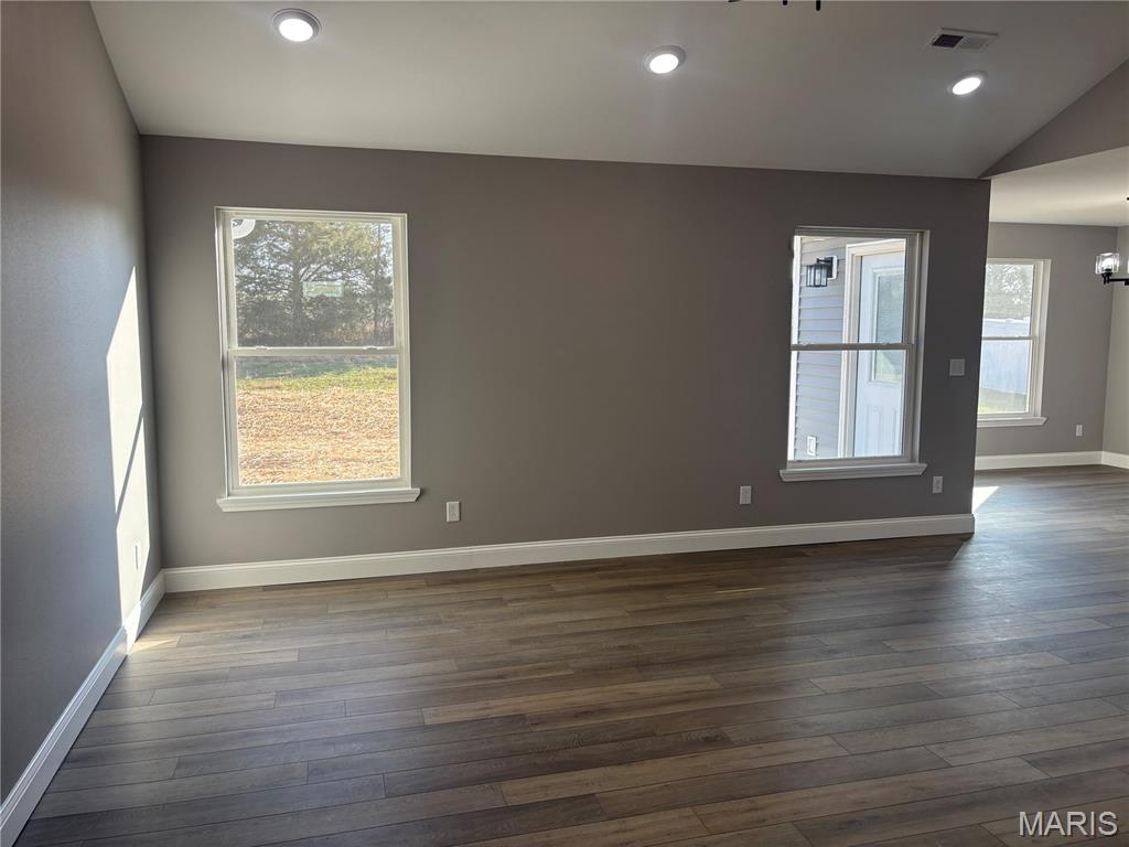 7 Ivy Lane Property Photo 17