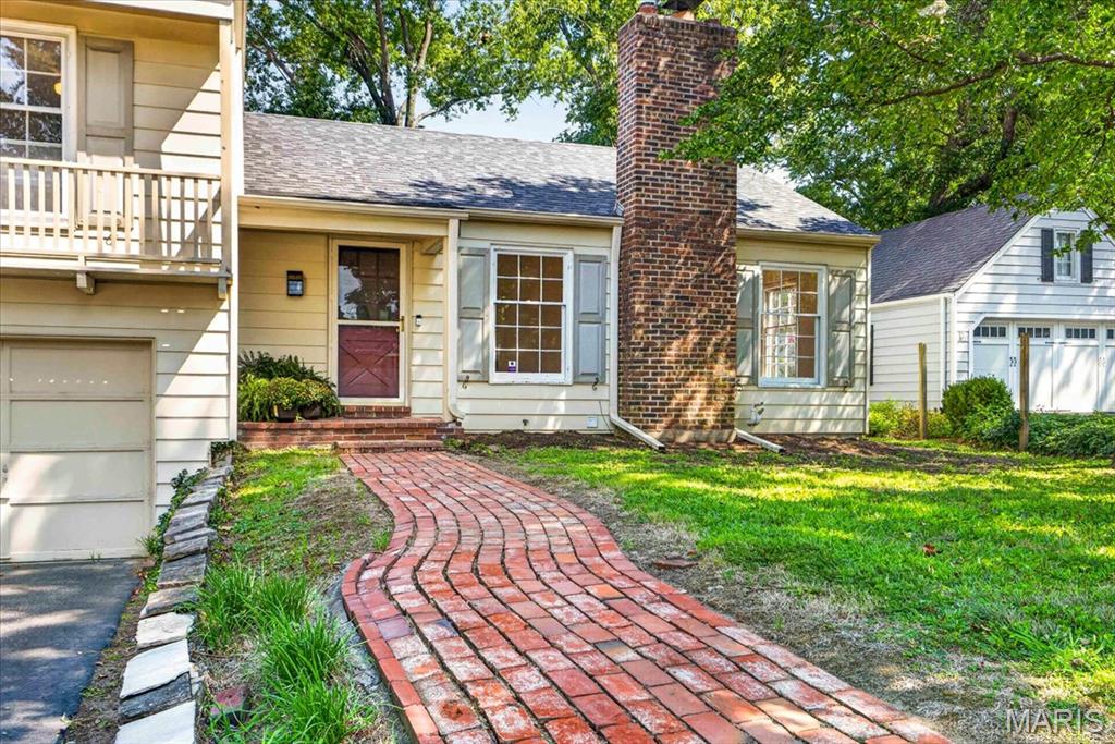 621 Windrush Drive Property Photo 3