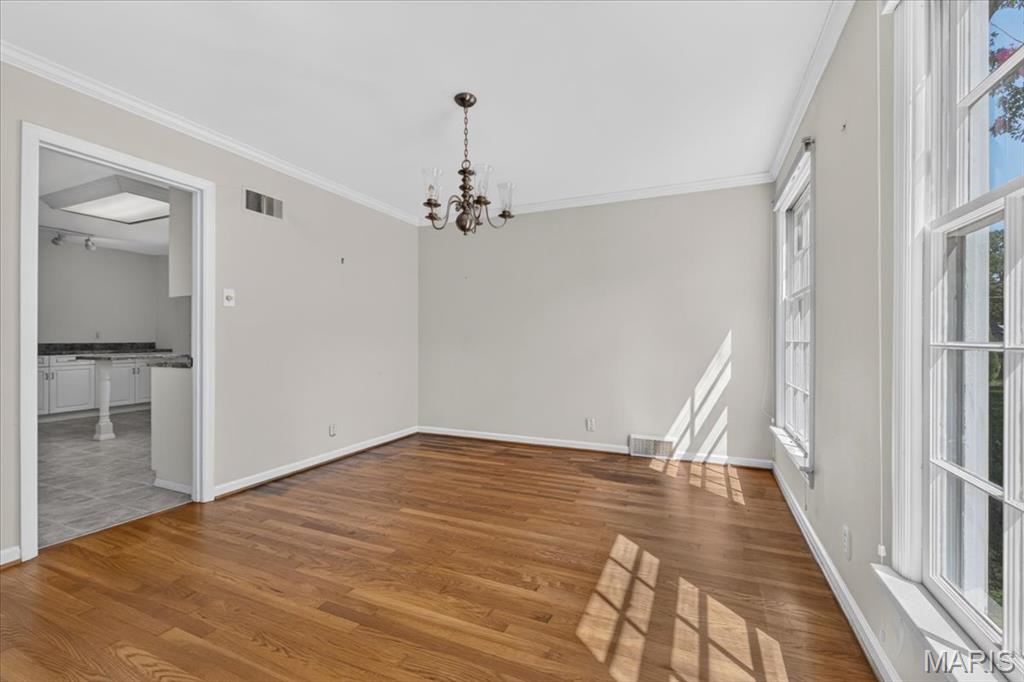 621 Windrush Drive Property Photo 10