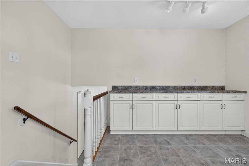 621 Windrush Drive Property Photo 13