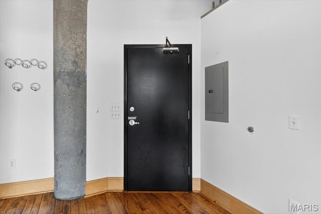 2035 Washington Avenue 202 Property Photo 4