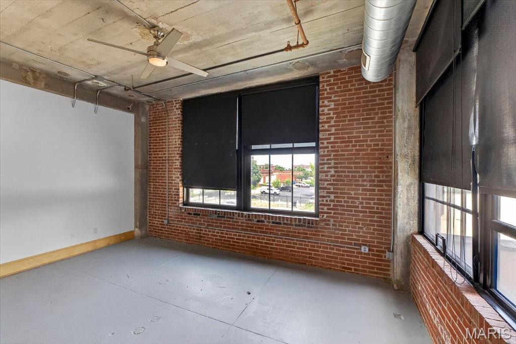 2035 Washington Avenue 202 Property Photo 14