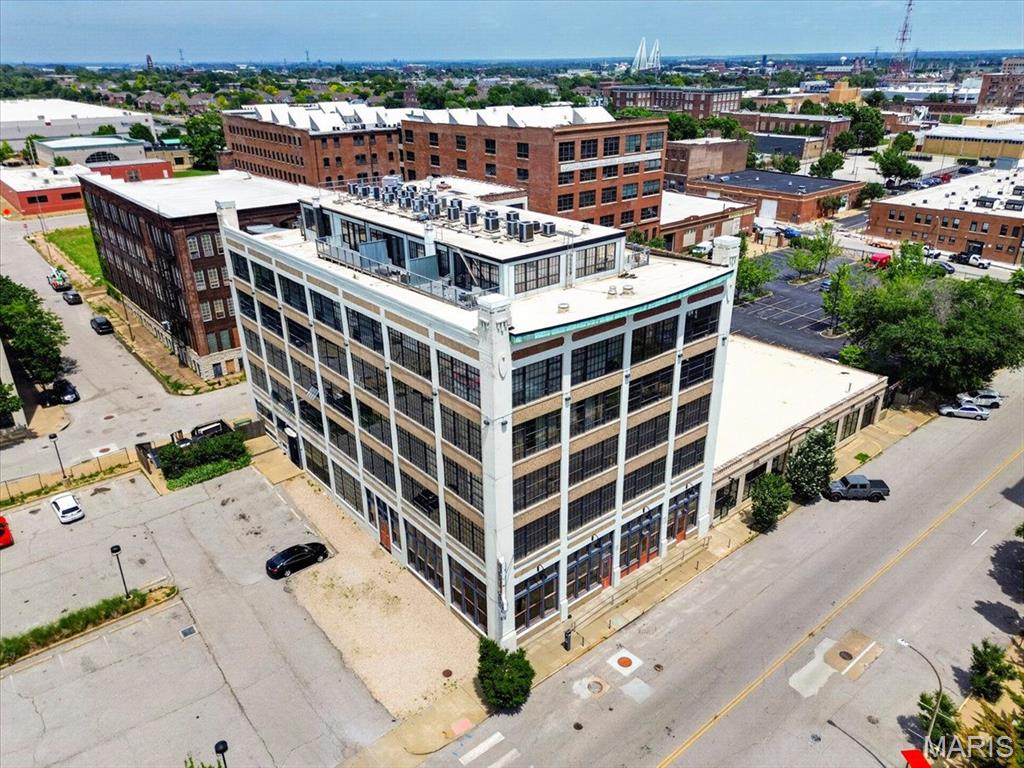 2035 Washington Avenue 202 Property Photo 25