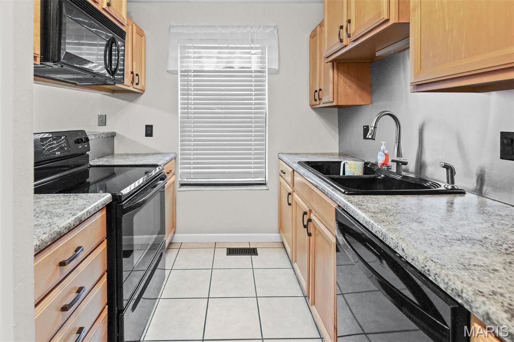 1812 Suns Up Court Property Photo 20