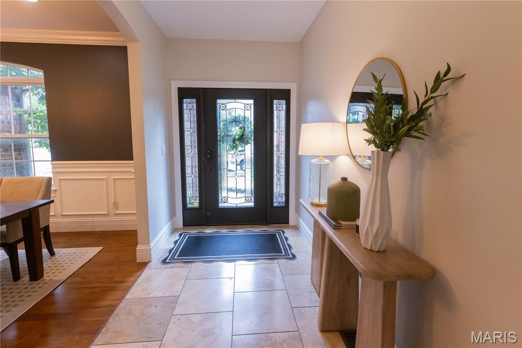220 Woodcliffe Place Drive Property Photo 4