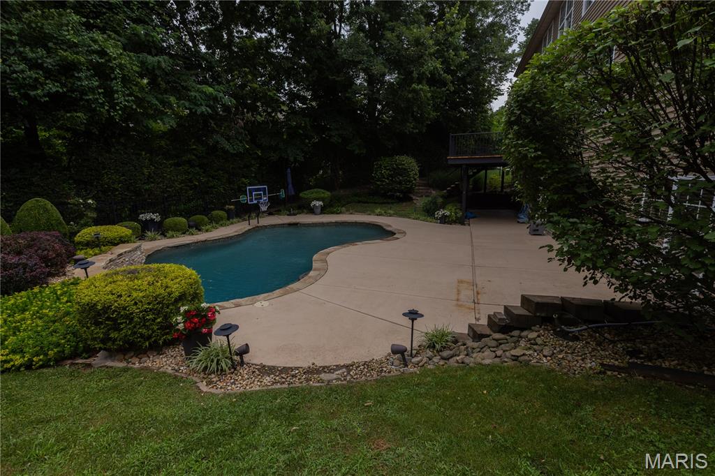 220 Woodcliffe Place Drive Property Photo 41
