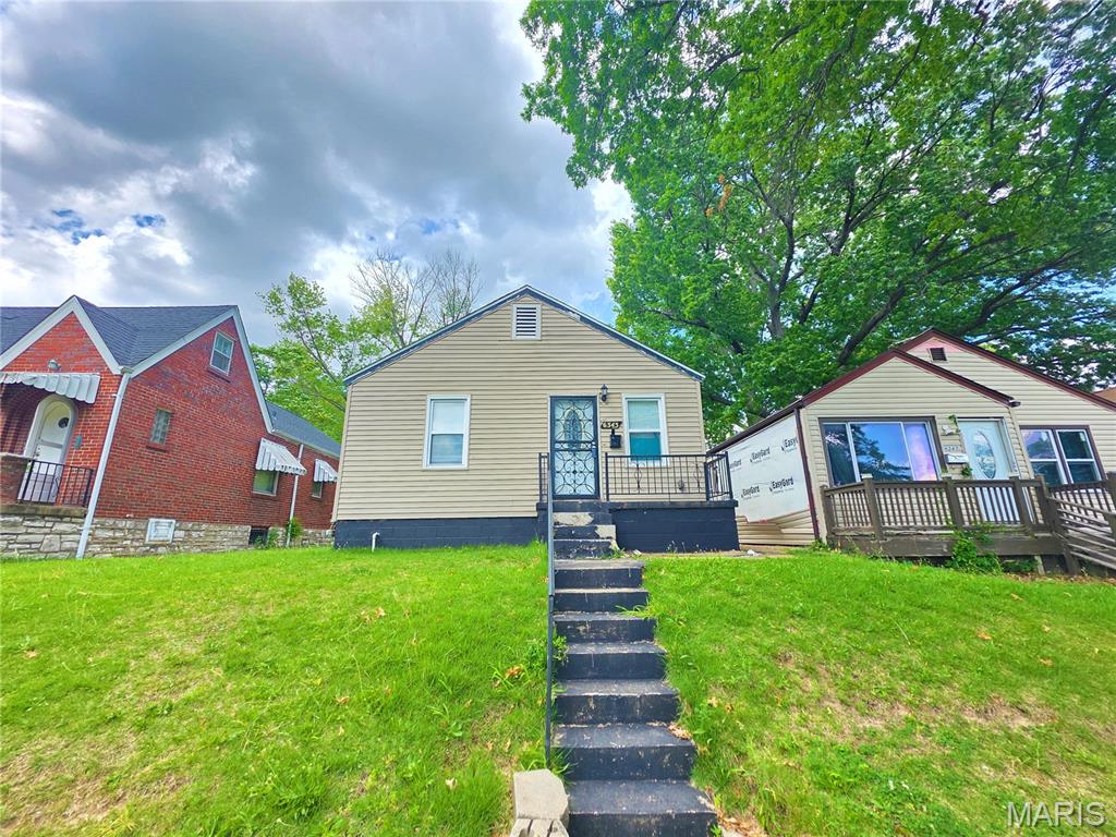 6343 Sherry Avenue Property Photo 1