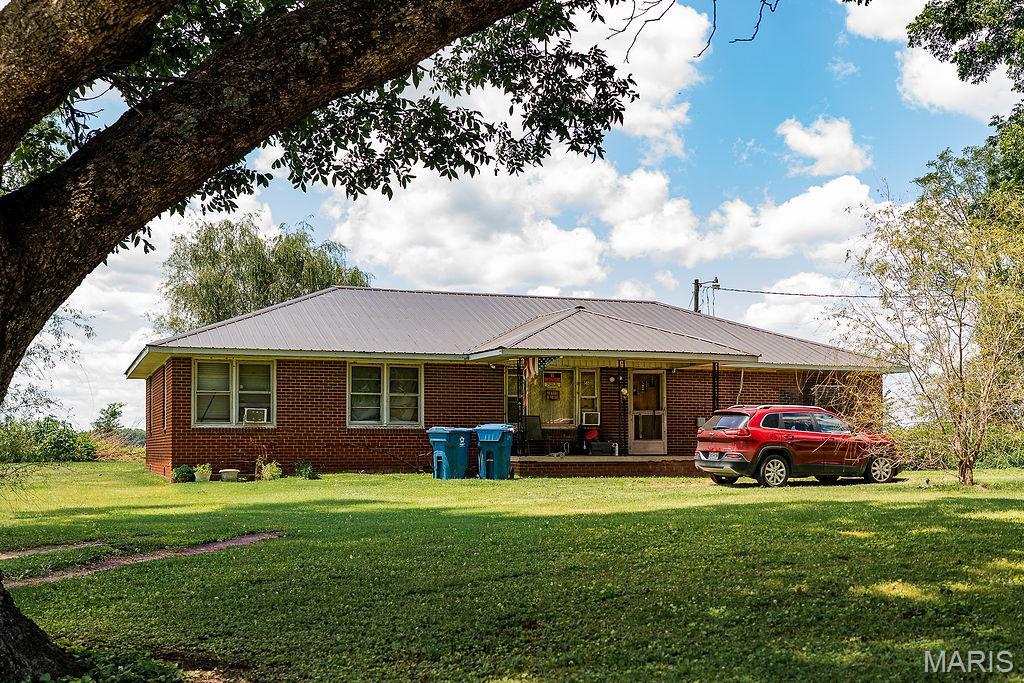 542 Public Property Photo 1