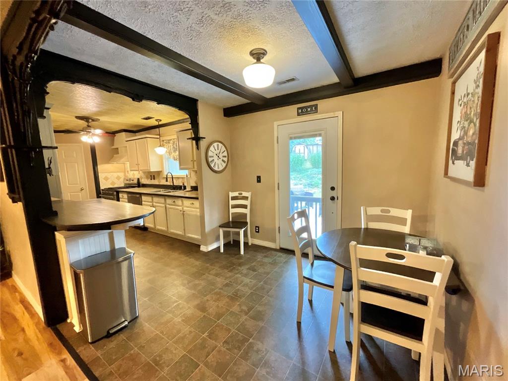 5515 Private Road 1200 Property Photo 31