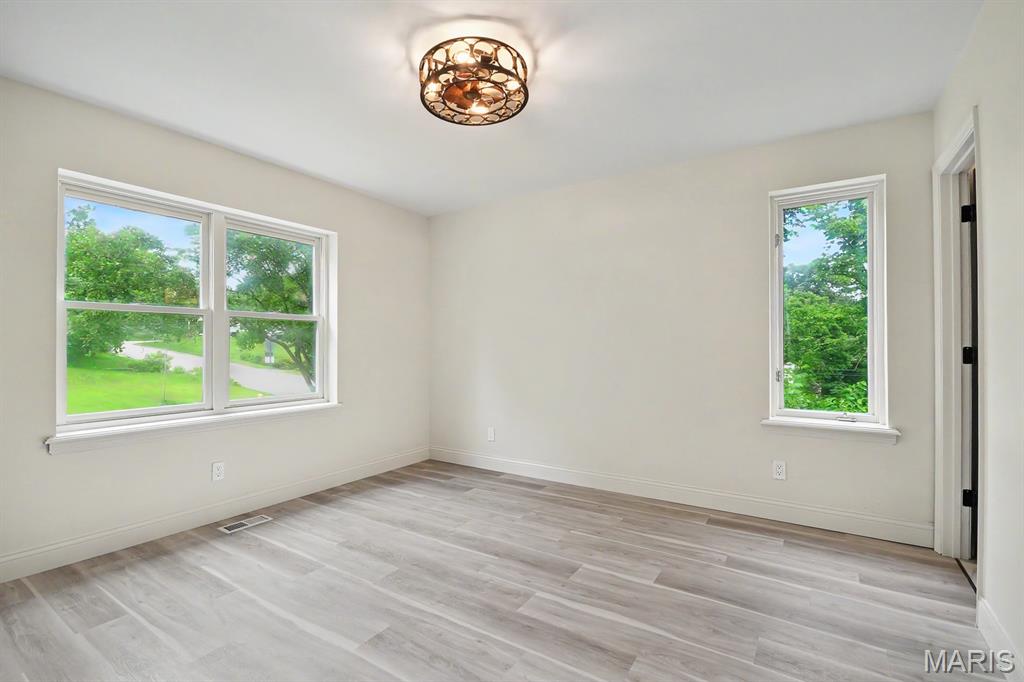406 Meyer Avenue Property Photo 15