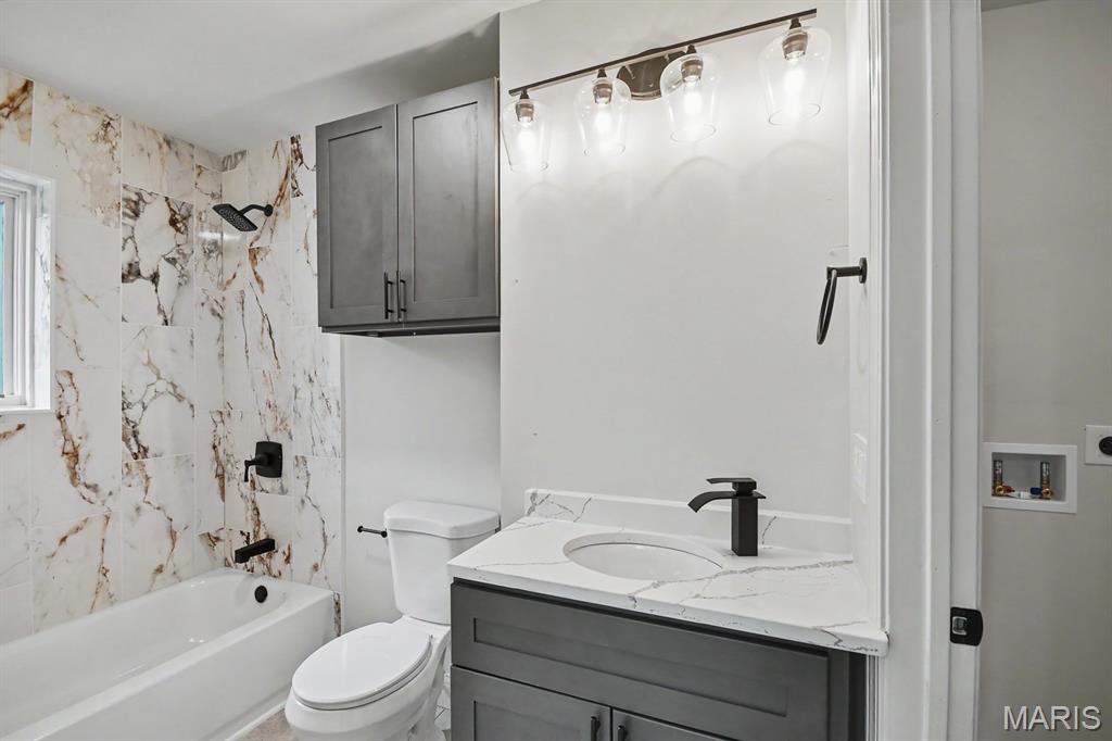 406 Meyer Avenue Property Photo 18